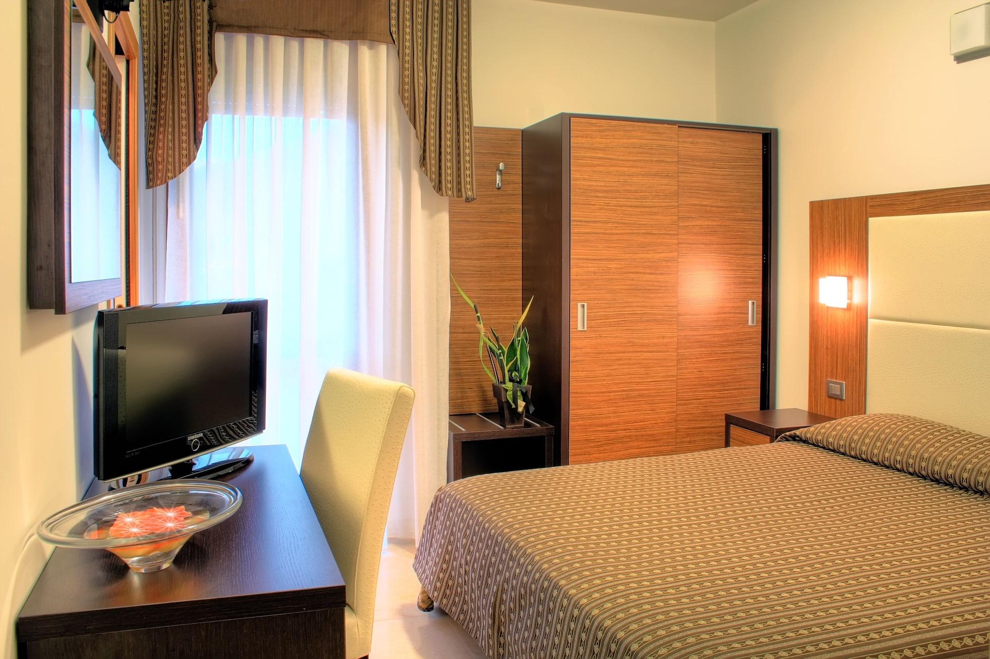 Hotel Palos Римини Экстерьер фото