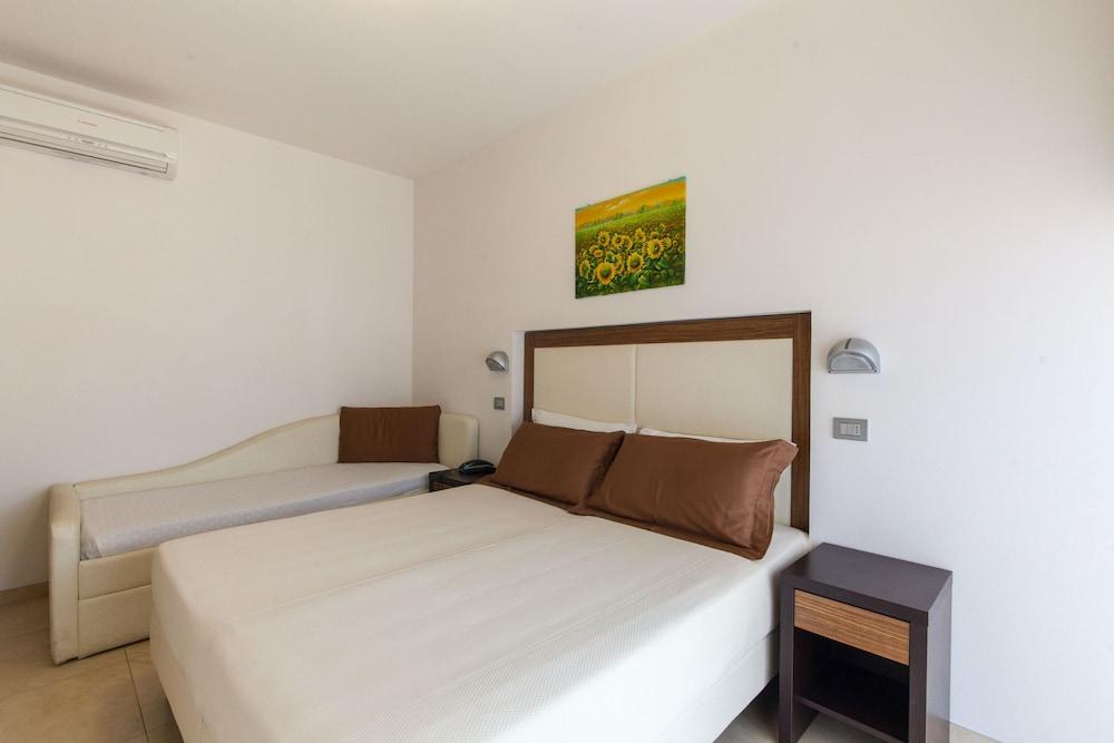 Hotel Palos Римини Экстерьер фото