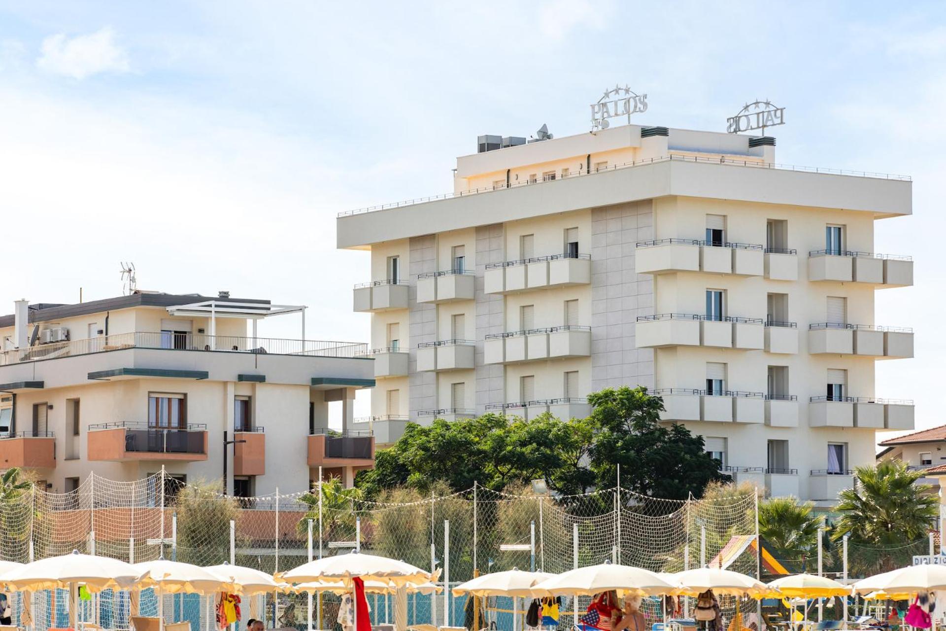 Hotel Palos Римини Экстерьер фото